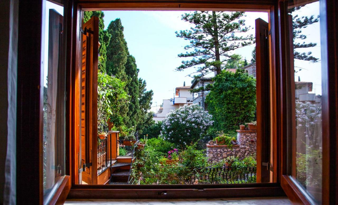 Ferienwohnung Casa Carla Taormina Exterior foto